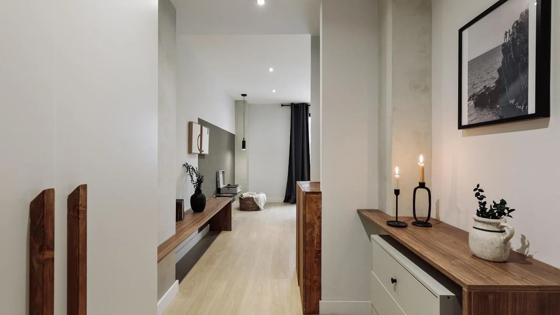 Aiguablava - 1 Bedroom And Pool In Pedralbes Barcelona 0*,  Spain
