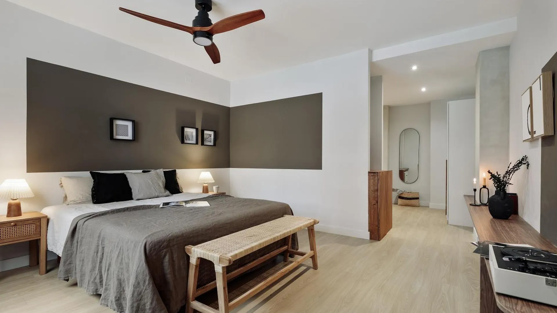 Aiguablava - 1 Bedroom And Pool In Pedralbes Barcelona Apartment
