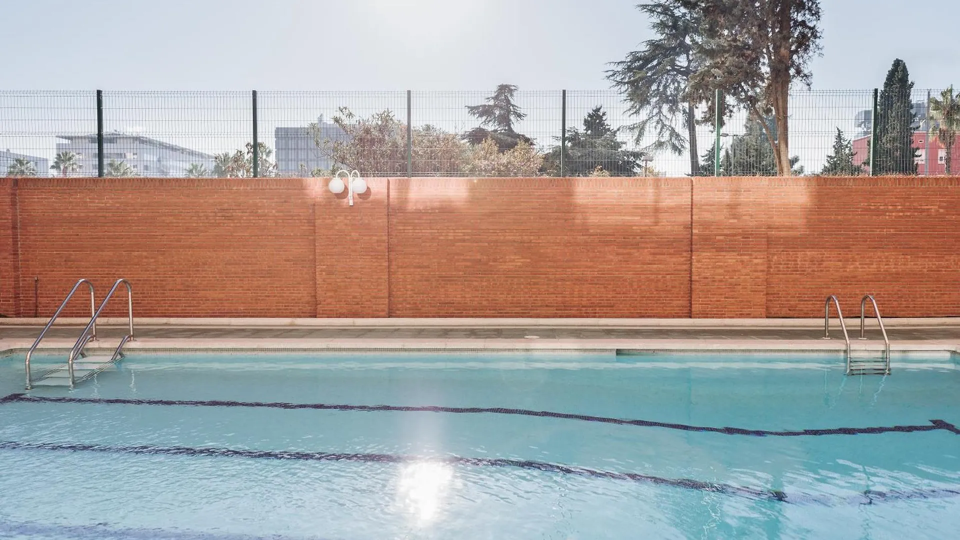 Aiguablava - 1 Bedroom And Pool In Pedralbes Barcelona Apartment