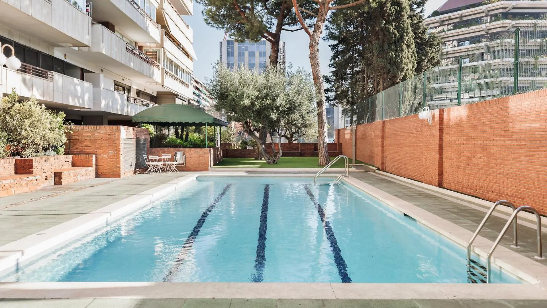 Aiguablava - 1 Bedroom And Pool In Pedralbes contacts